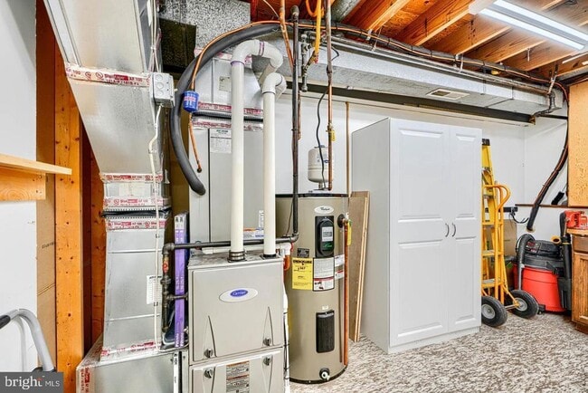 Building Photo - 8908 Goldentree Ln