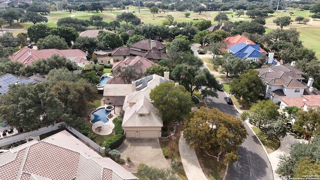 Building Photo - 19114 Autumn Garden