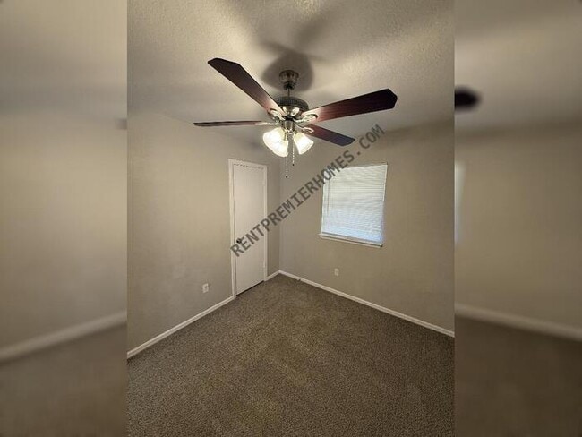 Building Photo - 4929 Brookdale Dr