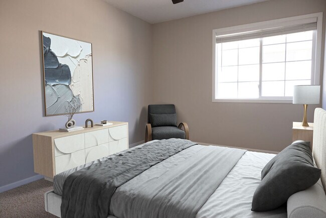 Main Floor Bedroom - 433 W Zeller St