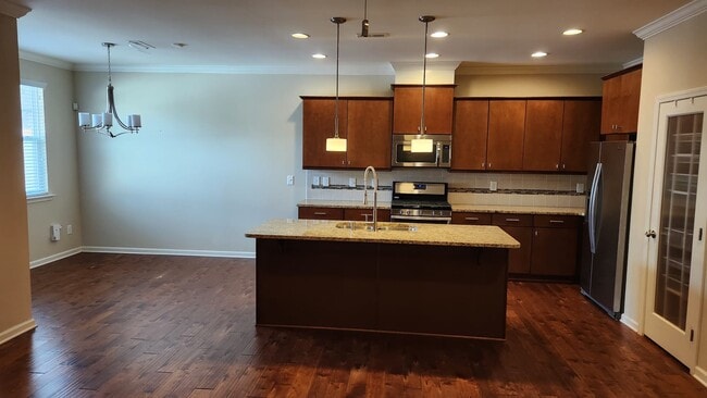 Building Photo - 114 Torpoint Rd