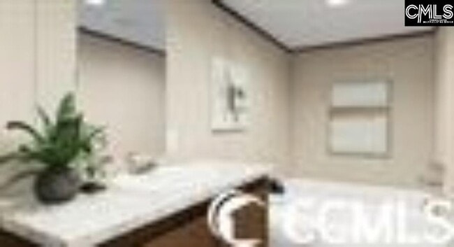 Building Photo - 600 Ermine Rd