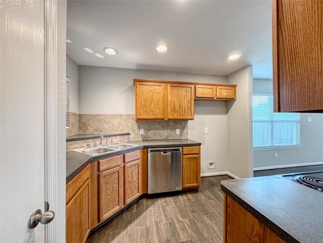 Building Photo - 13327 Belvedere Park Ct