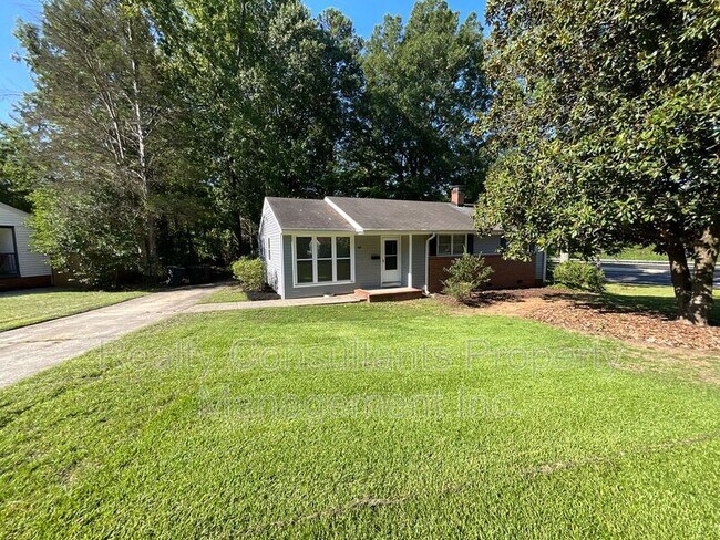 Building Photo - 1413 Gracewood Dr