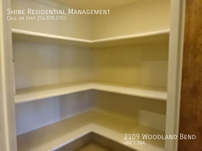 Building Photo - 2109 Woodland Bend Rd