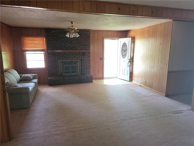 Building Photo - 6707 Campground Rd