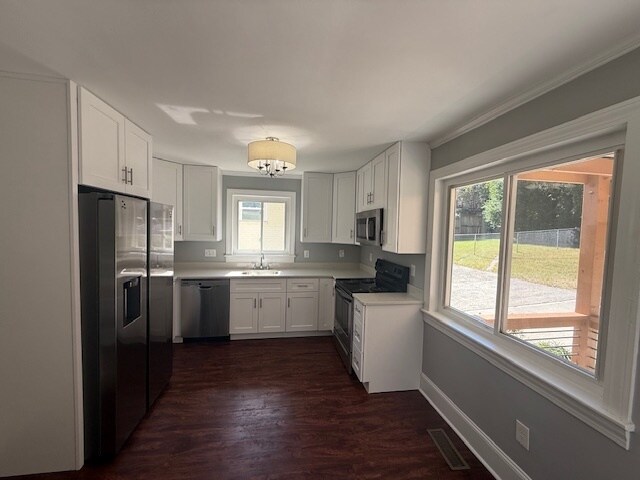 Building Photo - 2123 Thurmond Pl