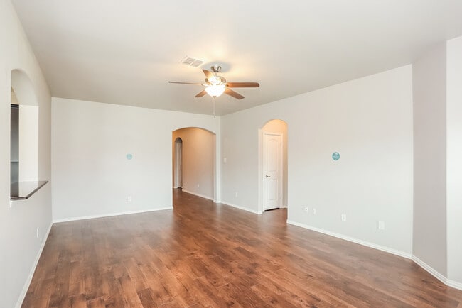 Building Photo - 9132 Abaco Way