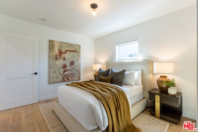 Building Photo - 3840 Lyceum Ave