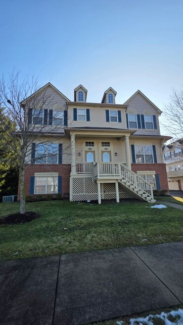 Building Photo - 1449 Beachland Blvd