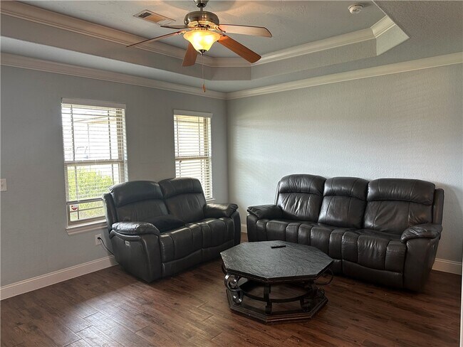 Building Photo - 3903 S W Capstone Ave