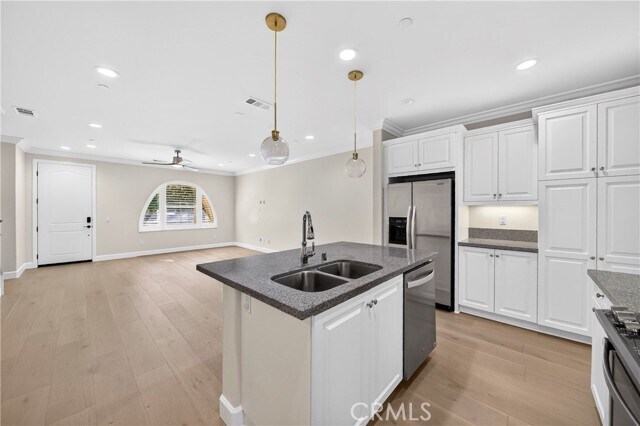 Building Photo - 363 Lucia Ln