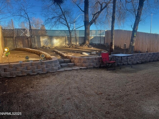 Building Photo - 1995 Trainer Wy