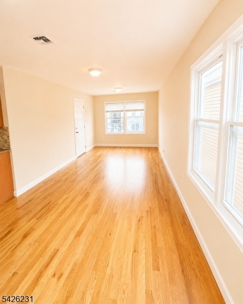 Building Photo - 1028 Bond St