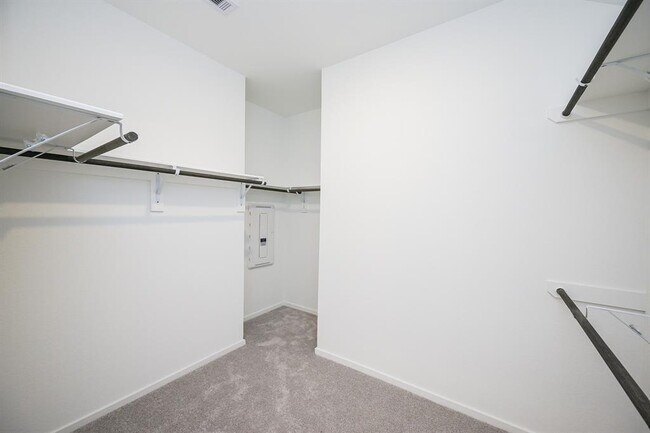 Building Photo - 26811 Tree Mallow Dr