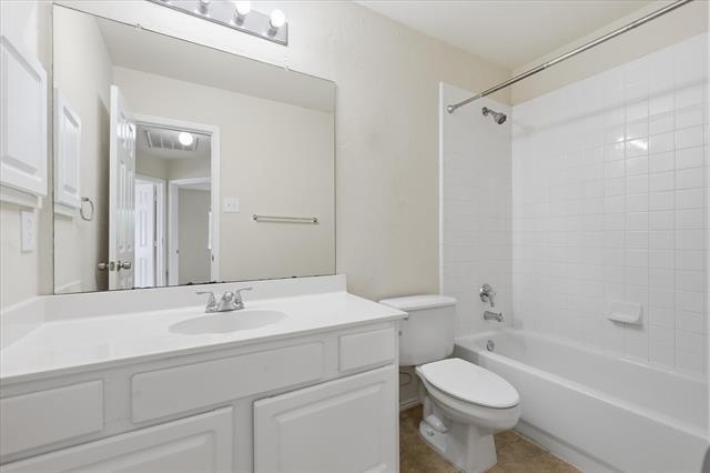 Building Photo - 105 Dorsett Dr