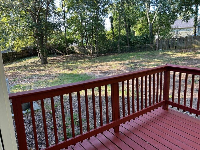 Building Photo - Large two-story colonial style home, Antioch