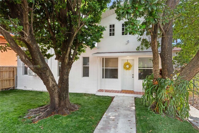 Primary Photo - 2508 SW 10th St