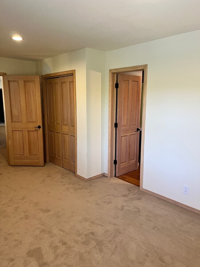 Building Photo - 18098 Chaparral Dr