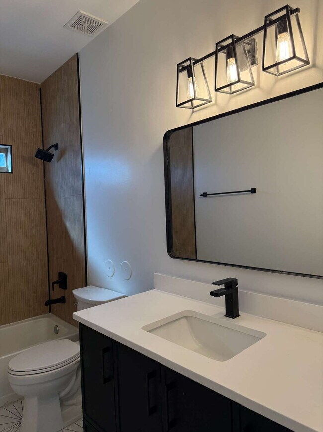 Building Photo - 3045 Woodhead