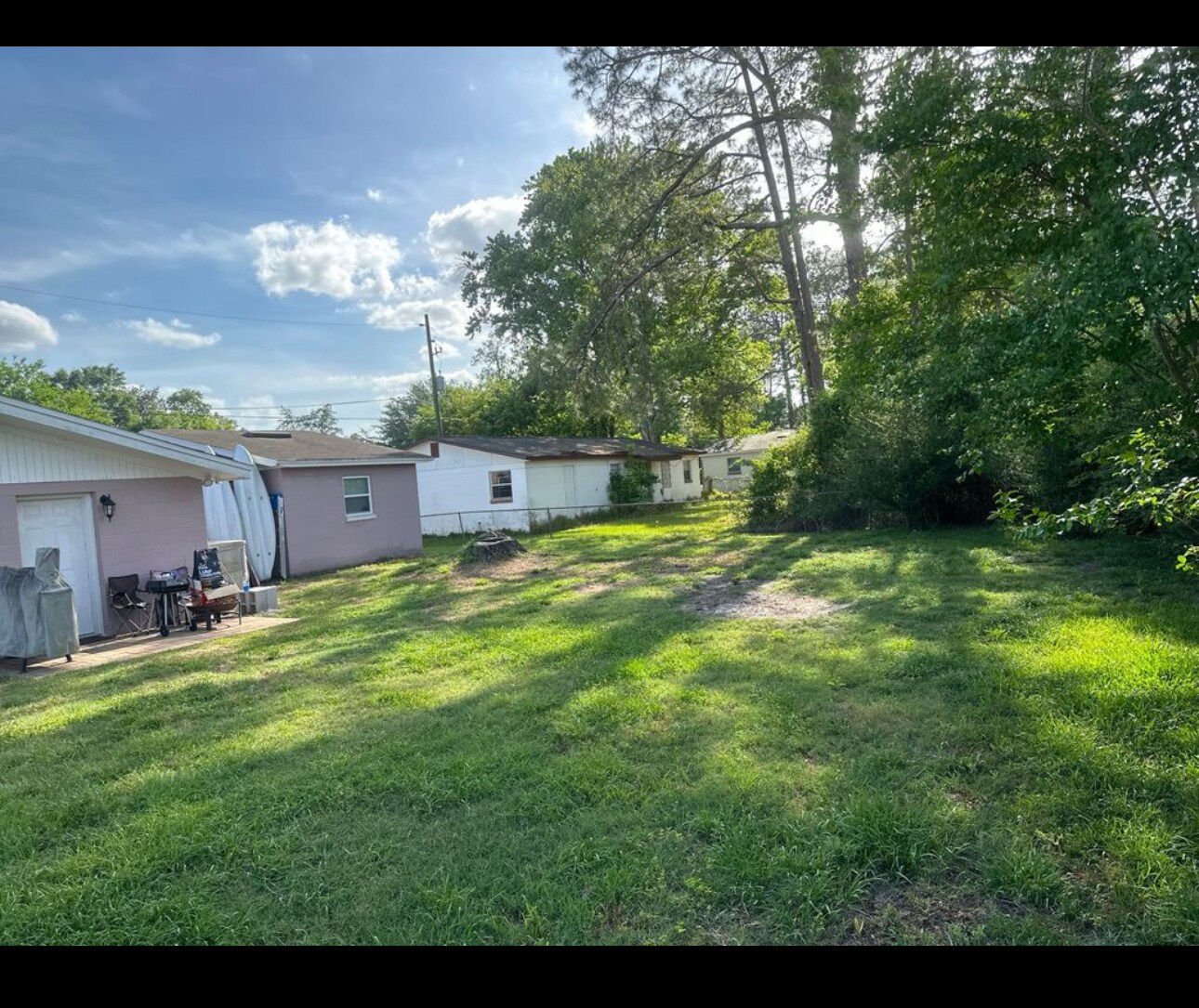 Building Photo - 4261 Key Largo Dr