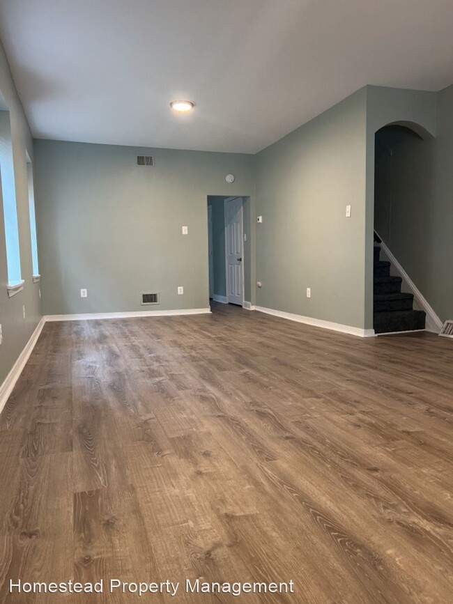 Building Photo - 3 br, 1.5 bath House - 928 Saville Ave