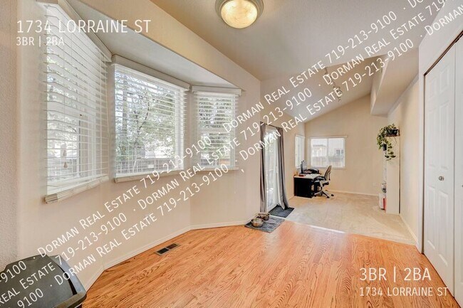 Building Photo - 1734 Lorraine St