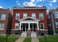 Building Photo - 1830 Russell Blvd