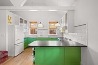 Building Photo - 22 Mitchell St