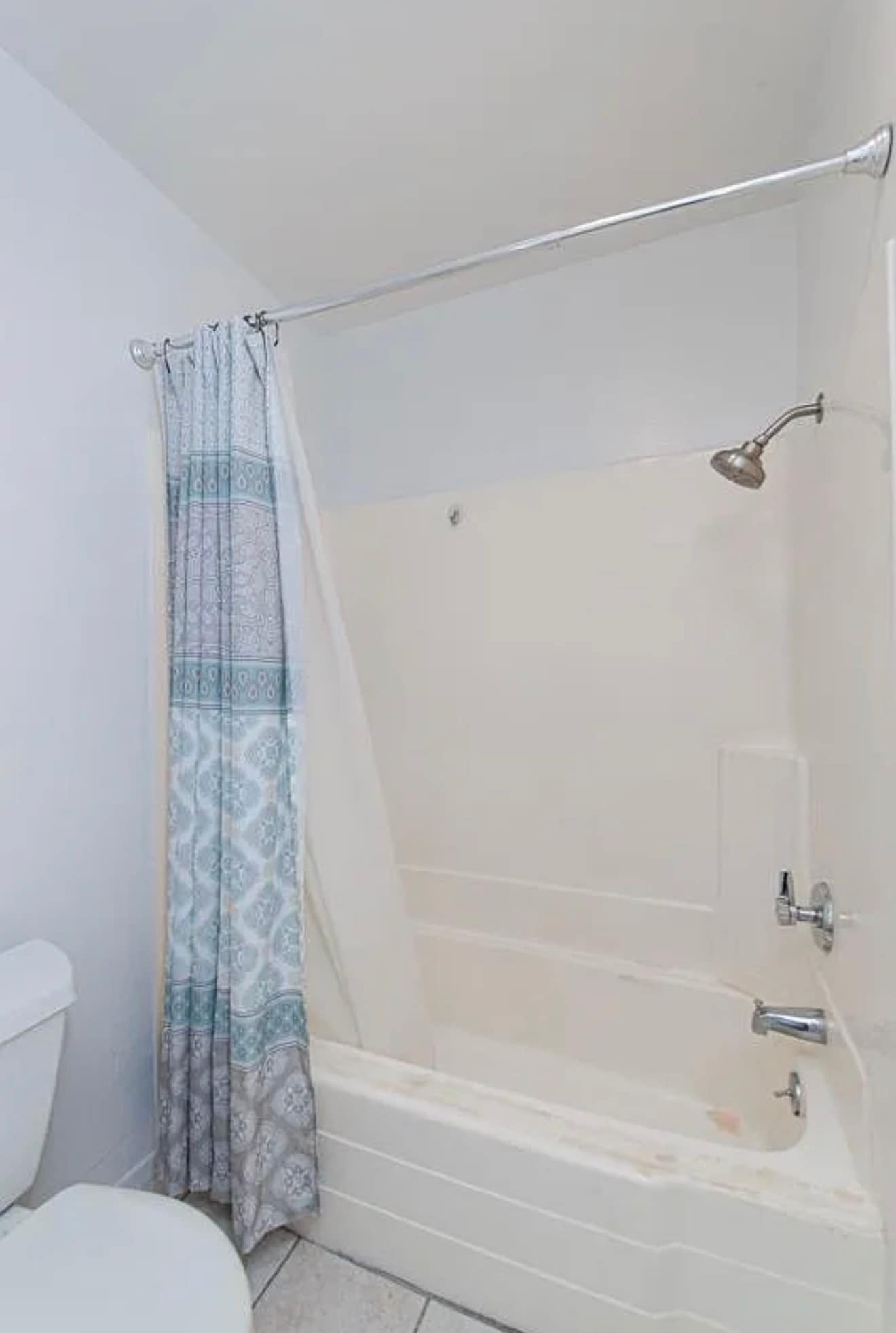 Building Photo - 7890 E Spring St