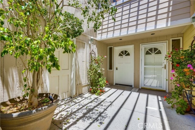 Building Photo - 23521 Ave La Caza