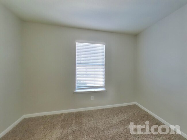 Building Photo - 6930 Waterlilly View Ln