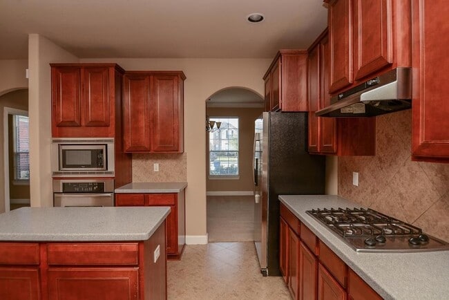 Building Photo - 25939 Celtic Terrace Dr