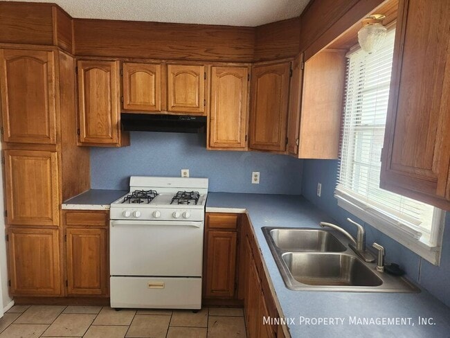 Building Photo - 6122 Ave. P.