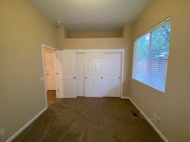 Building Photo - Near Disc Drive - Sparks Single Story 3 Bedroom House