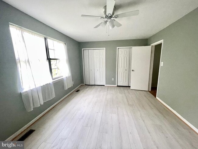 Building Photo - 10 Darbytown Ct