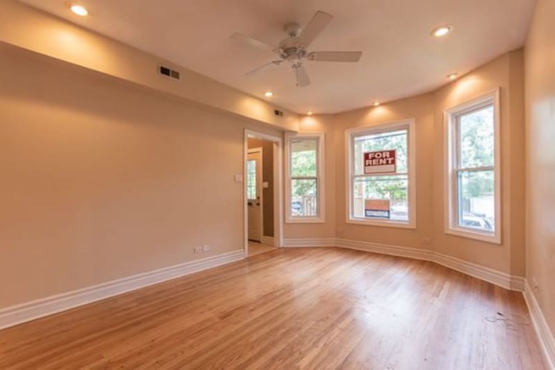 Building Photo - 3849 W School St