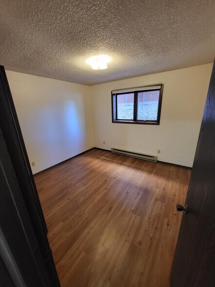 Bedroom 2 - 1408 E Canby St