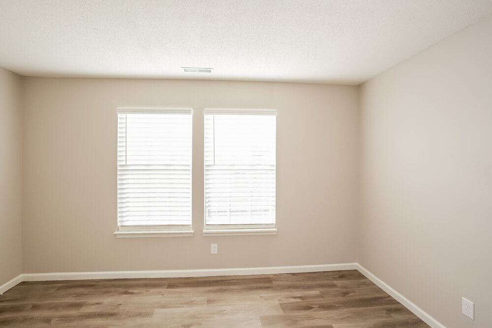 Building Photo - 6762 Kinnerton Dr