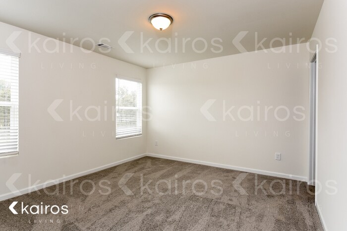 Building Photo - 121 Dudley Wy