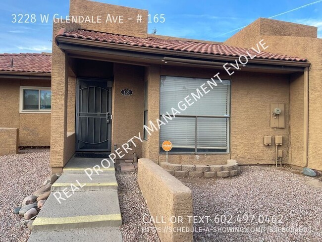 Building Photo - 3228 W Glendale Ave