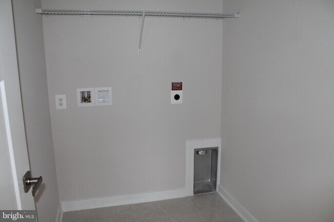 Building Photo - 8946 Penrith Dr
