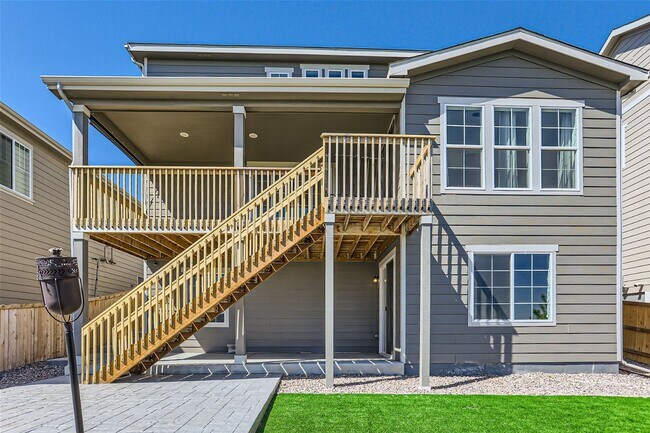 Building Photo - 3-Bedroom Home with Open Floor Plan, Private Balcony & Attached Garage