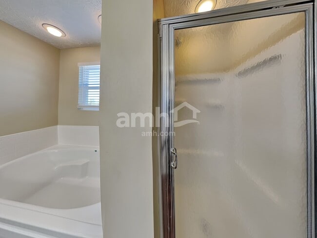 Building Photo - 227 Merriston Cir