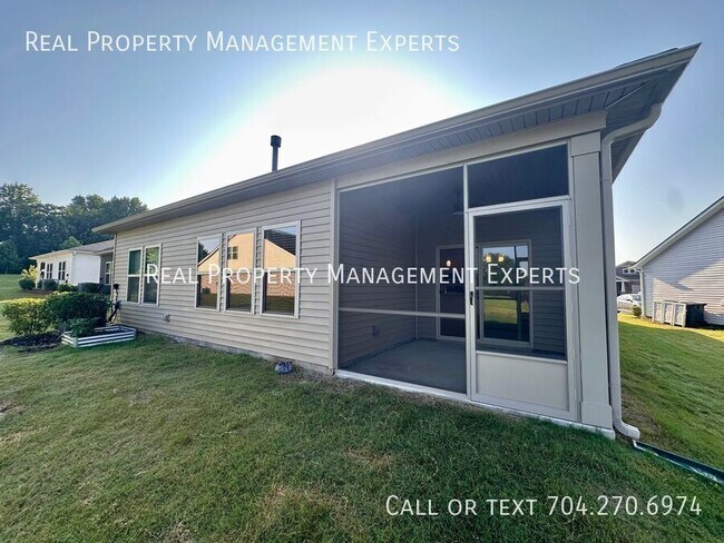 Building Photo - 3012 Striped Maple Ct