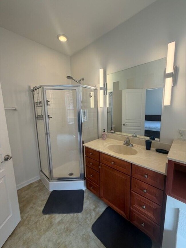 Building Photo - 5301 Brinsley Ln
