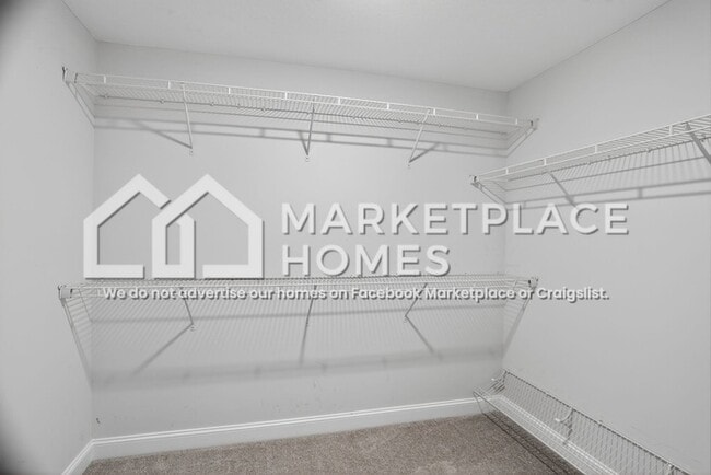 Building Photo - 635 Fairview Cir