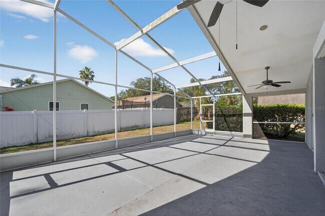 Building Photo - 4517 Oak River Cir