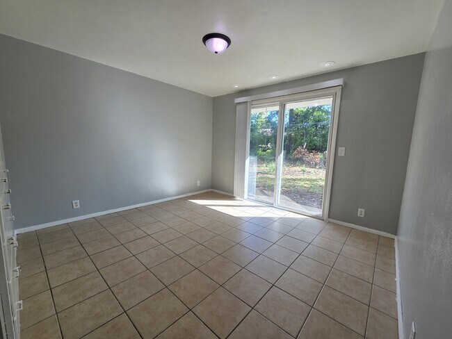 Building Photo - 2606 Southwood Dr