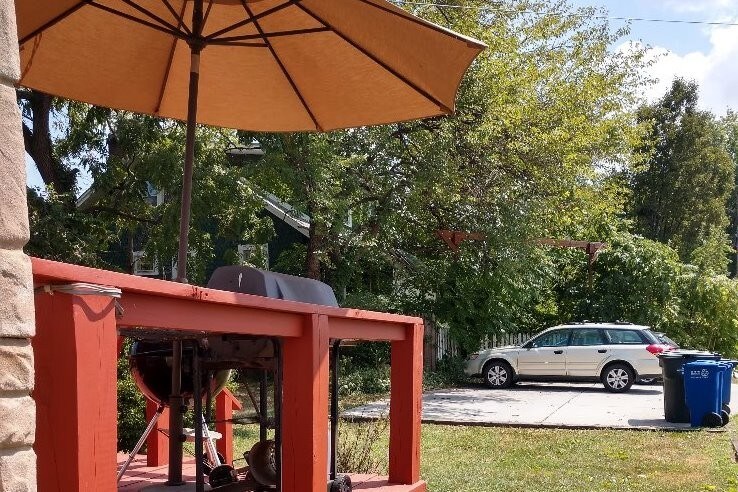 Parking next to backyard - 2509 10th St NE